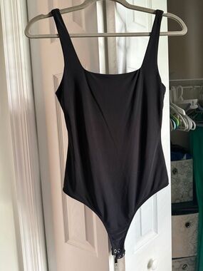 Lulu's Black Scoop Neck Bodysuit